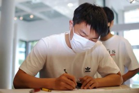 各族人民手足相亲守望相助-开云